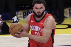 db真人平台-火箭旧将！猛龙官方：球队与前锋大卫-罗迪签Exhibit 10合同