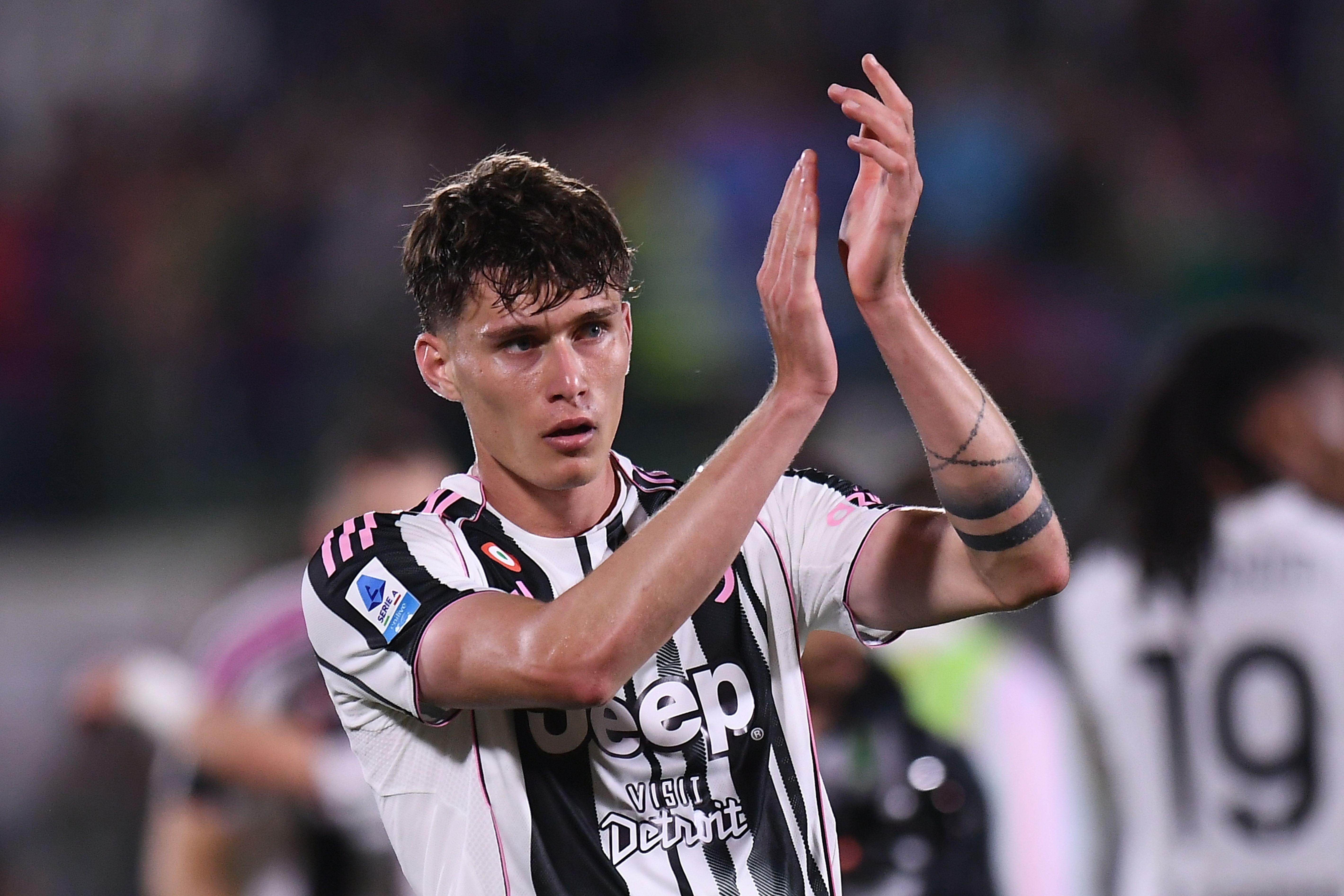 db真人平台-斯基拉：尤文想留住萨沃纳，估价2000万至2500万欧元